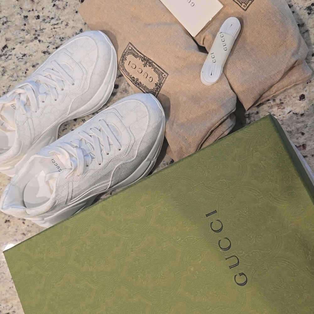 Gucci Women's Exclusive GG Rhyton sneaker size 37.5